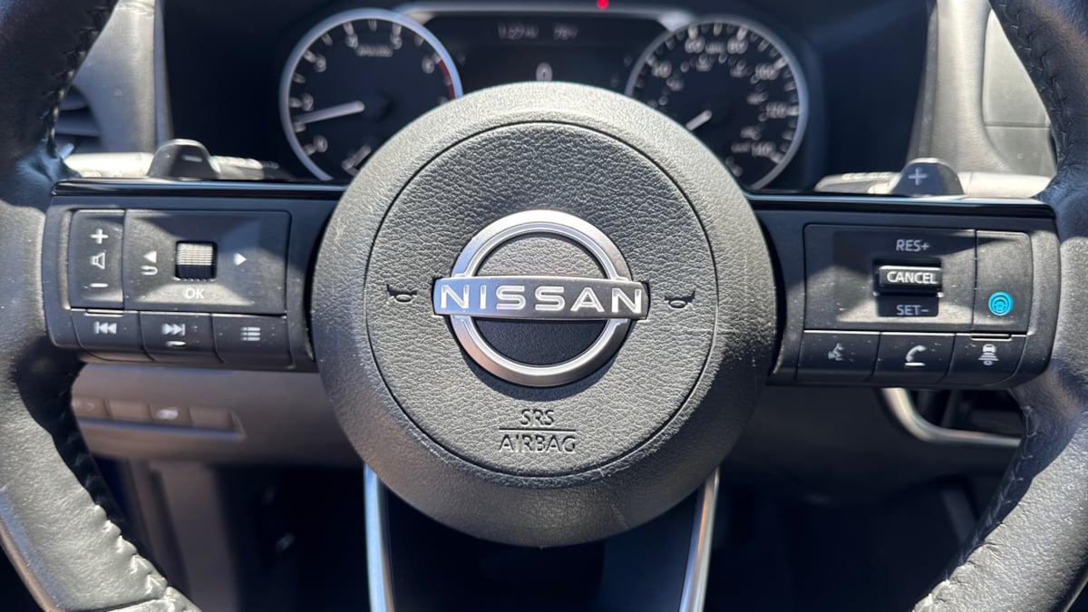 2022 Nissan Rogue SV photo 15