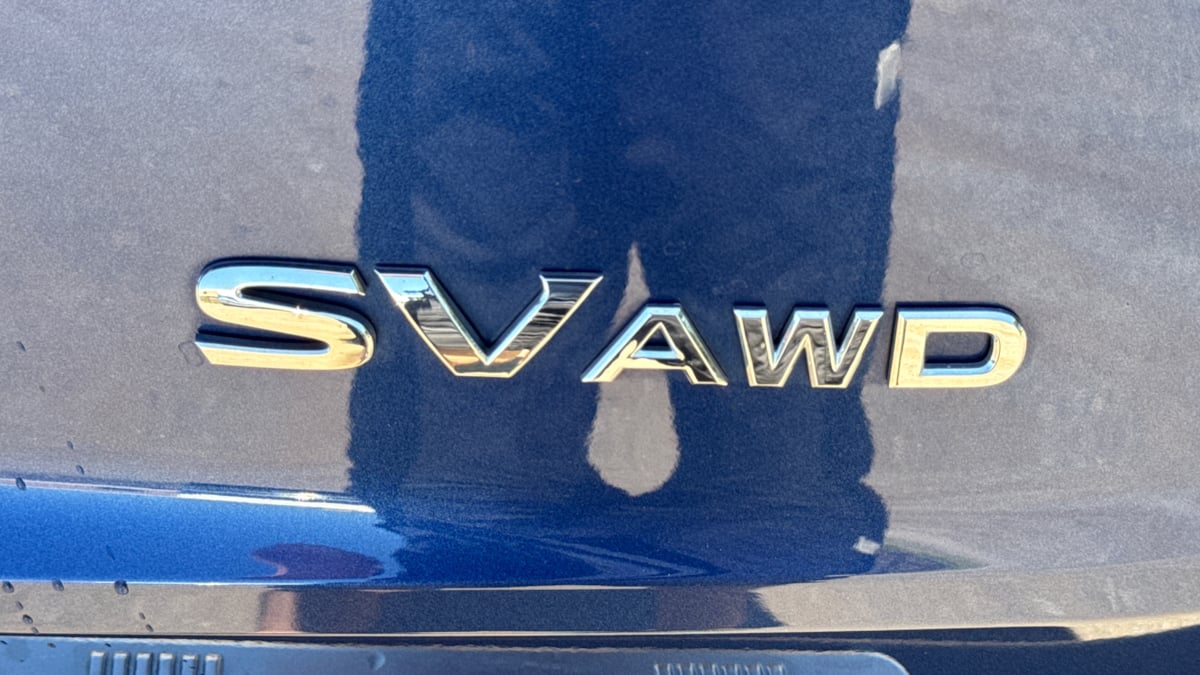 2022 Nissan Rogue SV photo 22