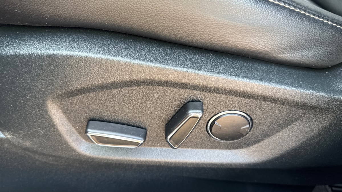 2019 Ford Edge SEL photo 17