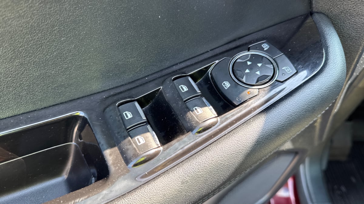 2019 Ford Edge SEL photo 18