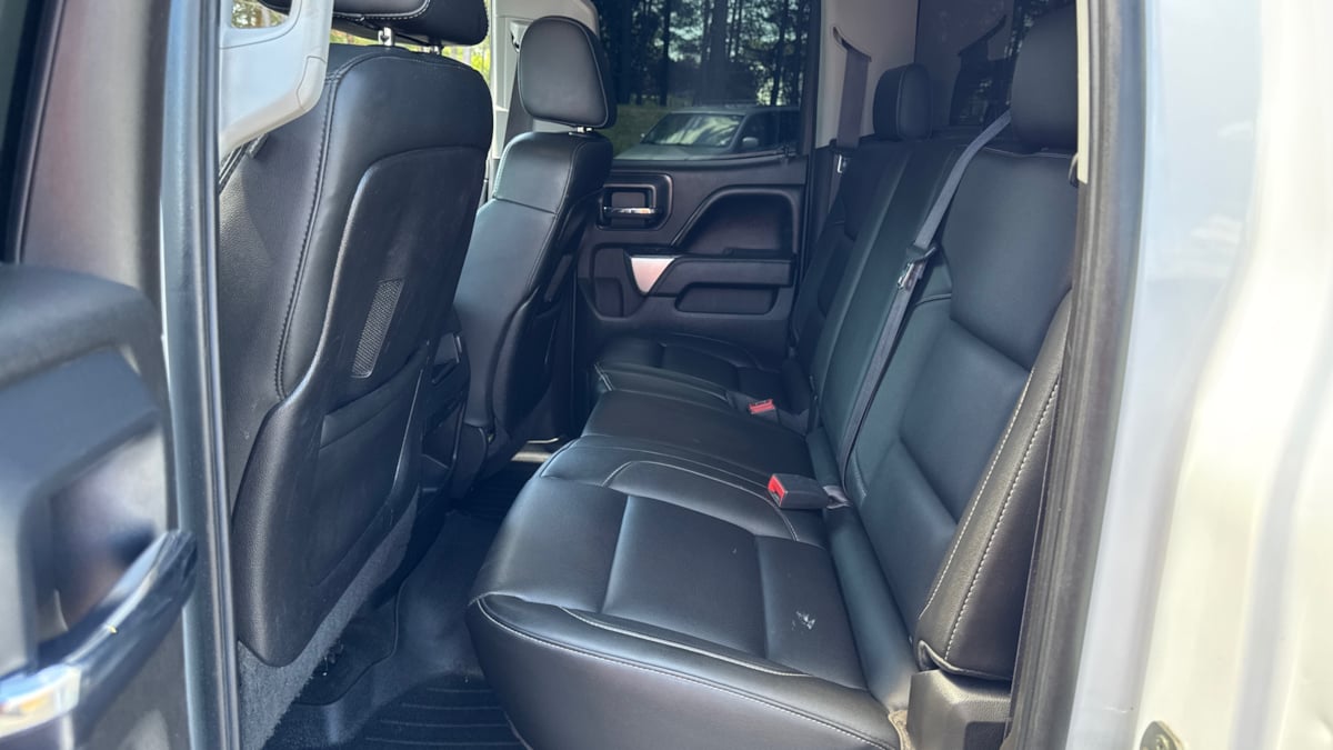 2015 Chevrolet Silverado 2500HD LTZ photo 10