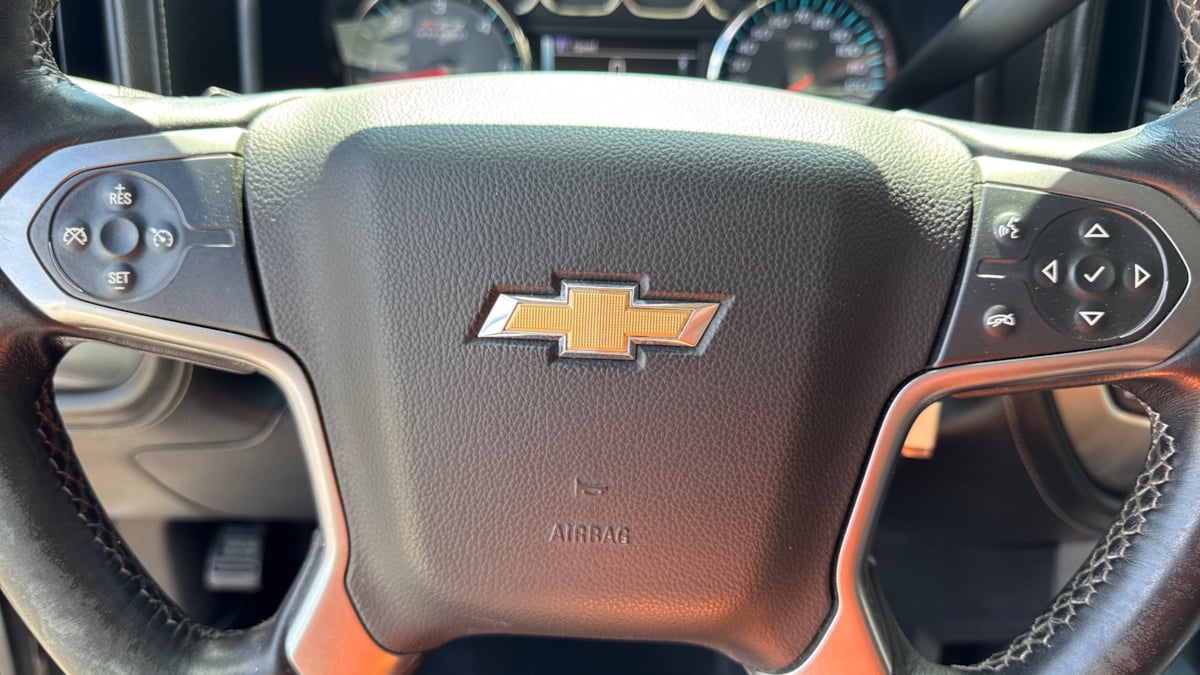 2015 Chevrolet Silverado 2500HD LTZ photo 13