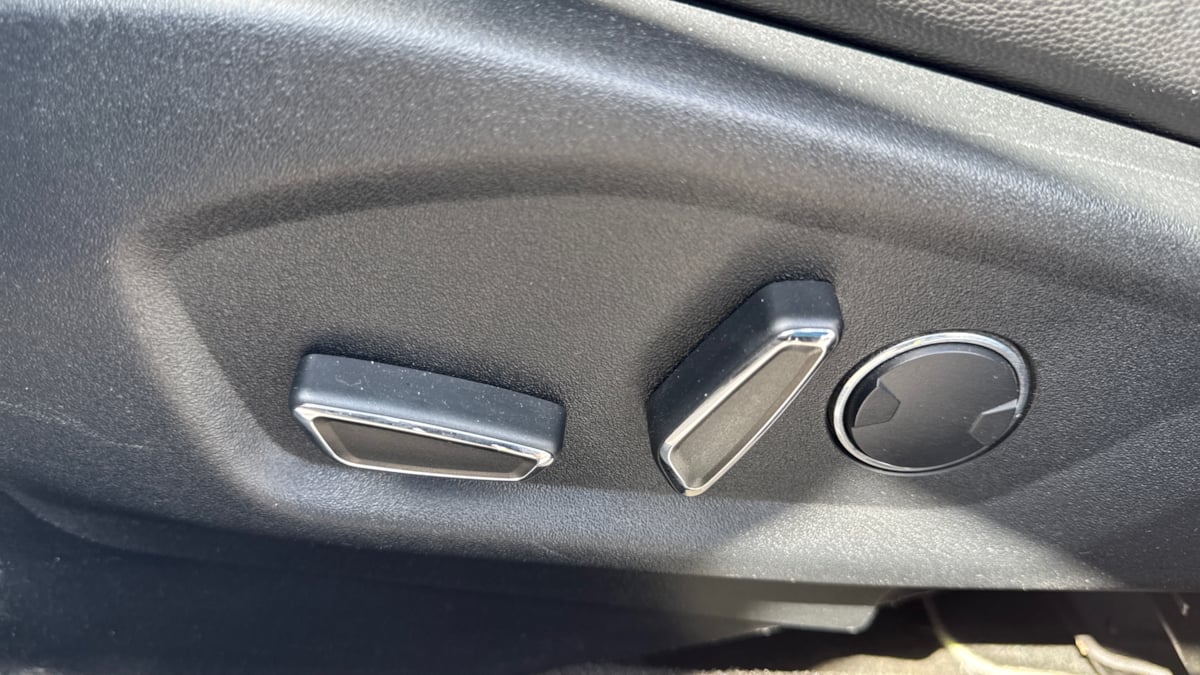 2018 Ford Explorer XLT photo 17