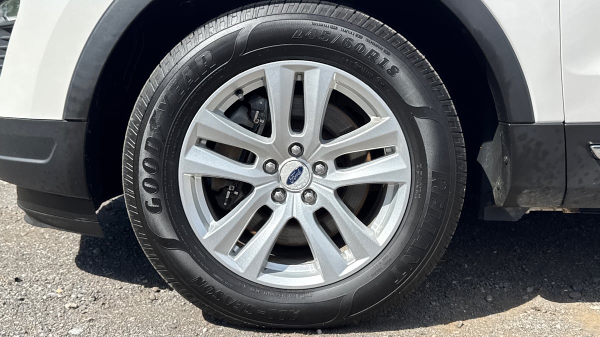 2018 Ford Explorer XLT photo 22
