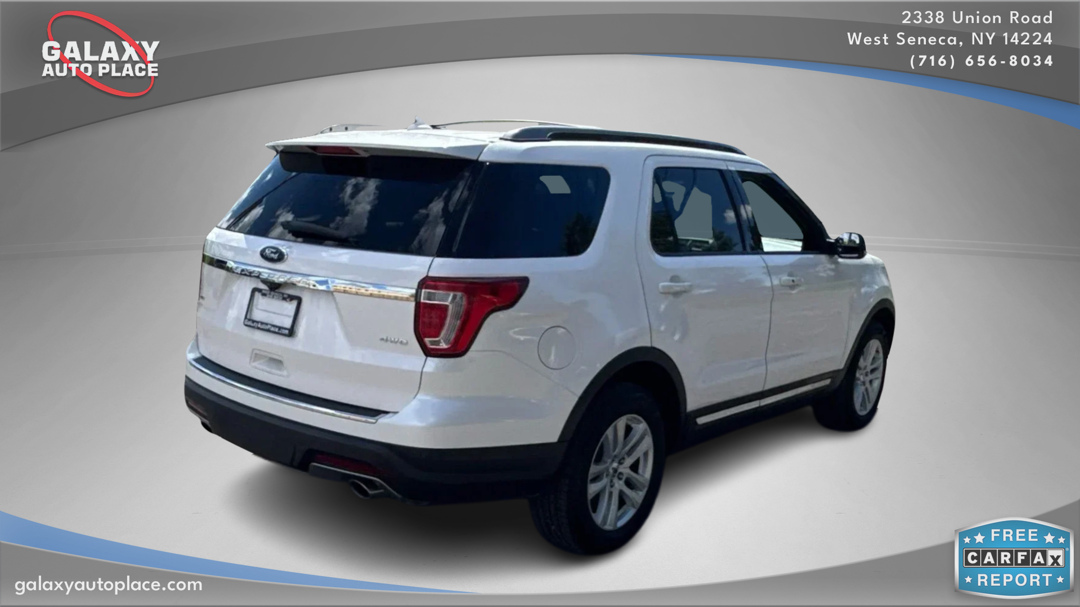 2018 Ford Explorer XLT photo 5