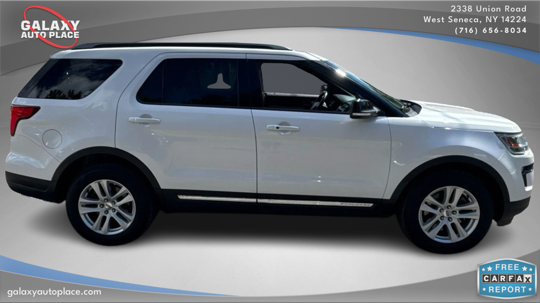 2018 Ford Explorer XLT photo 4