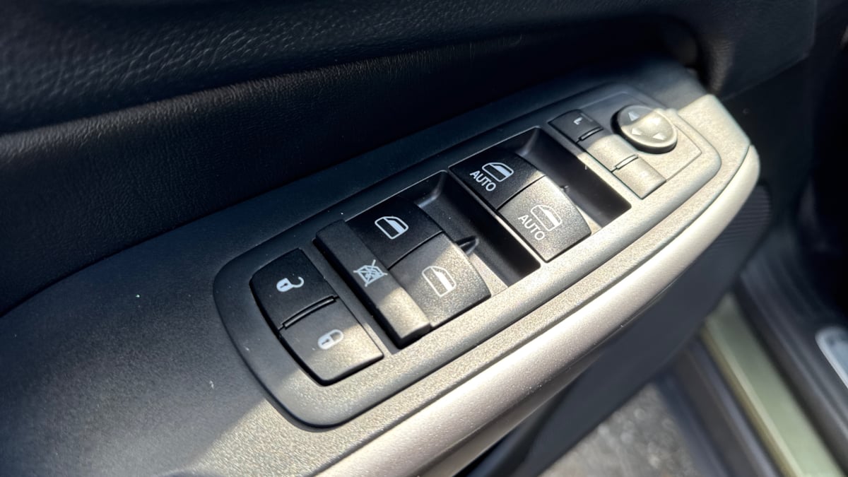 2019 Jeep Cherokee Limited photo 18