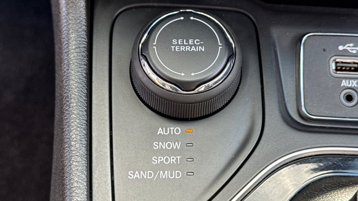 2019 Jeep Cherokee Limited photo 29