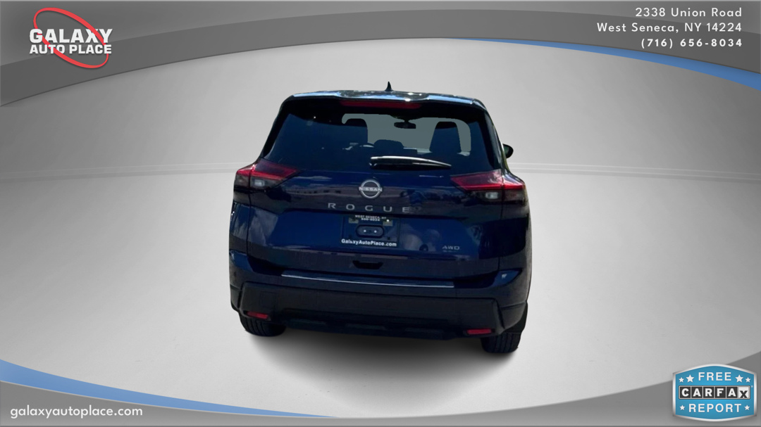 2025 Nissan Rogue SV photo 4