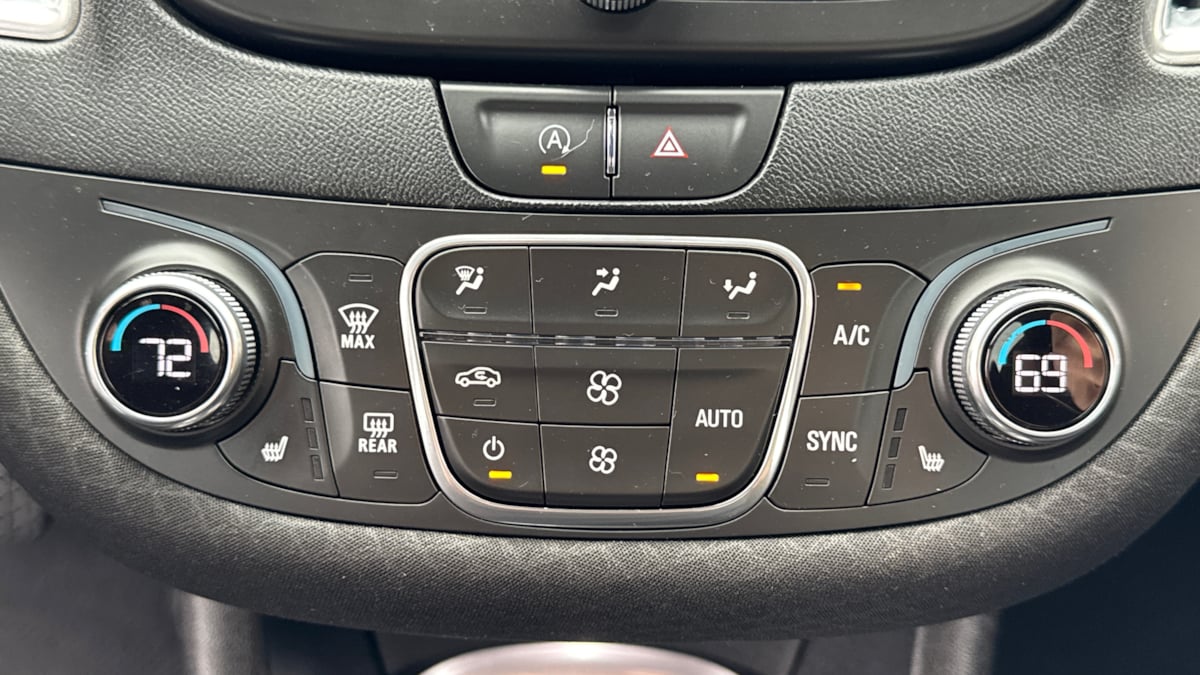 2020 Chevrolet Malibu 1LT photo 22