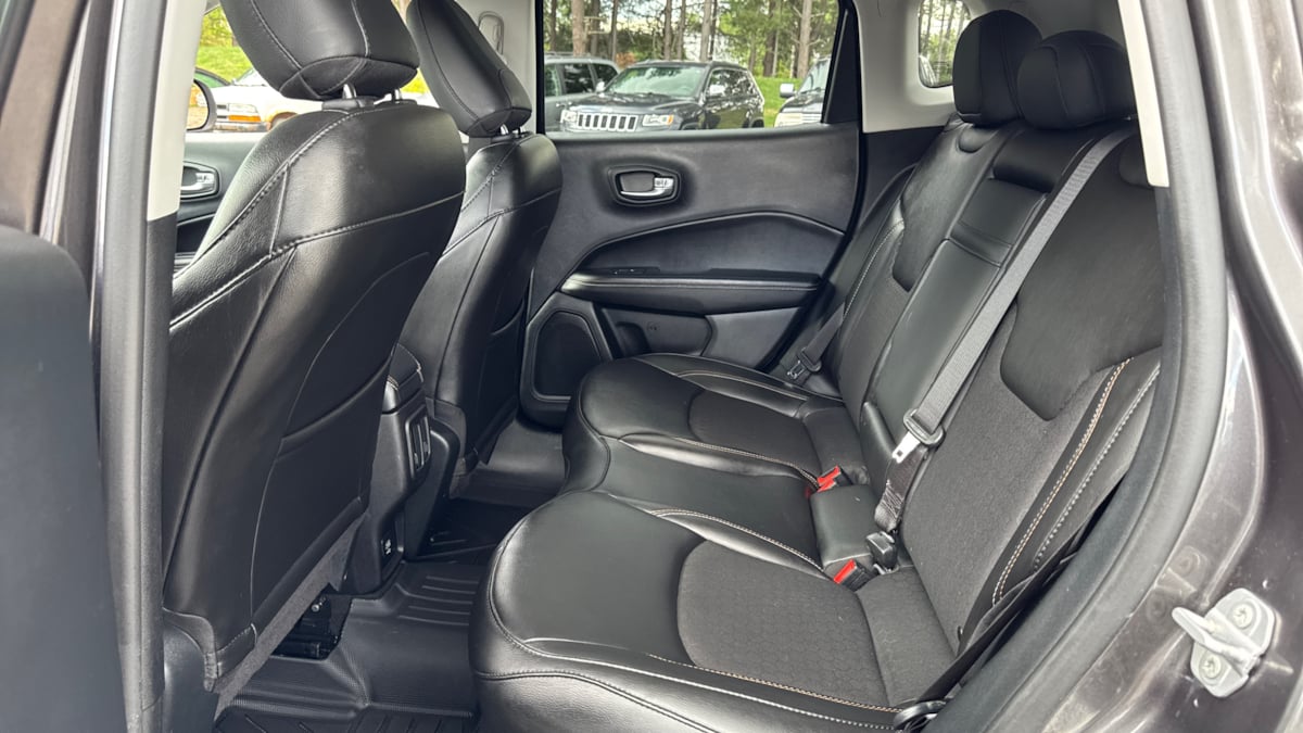 2020 Jeep Compass Latitude photo 10