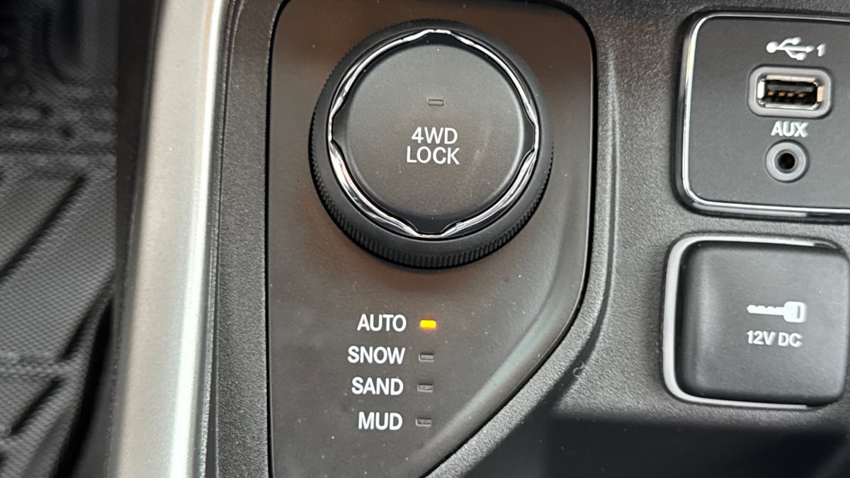 2020 Jeep Compass Latitude photo 26