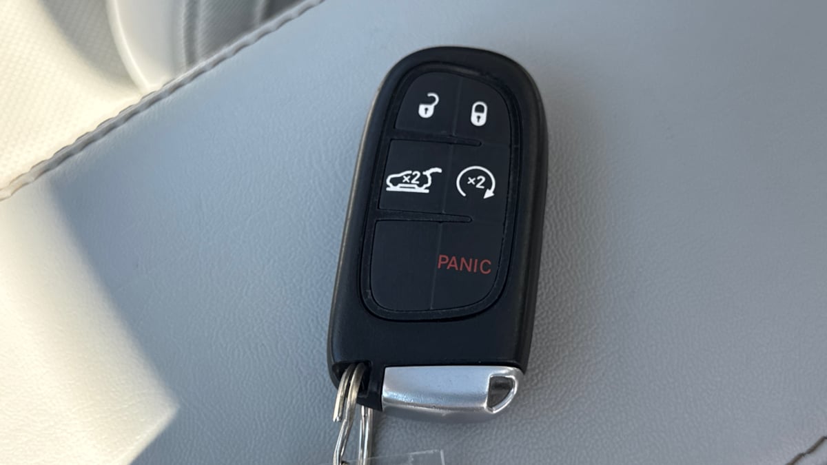 2019 Jeep Cherokee Limited photo 26