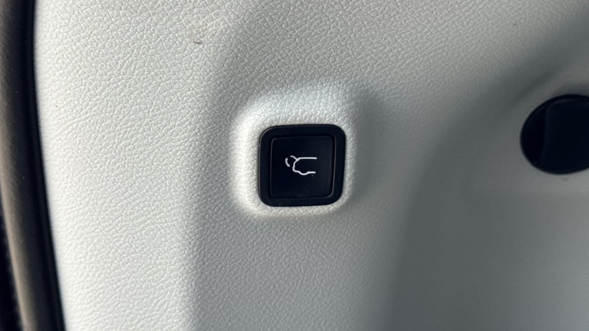 2019 Jeep Cherokee Limited photo 23