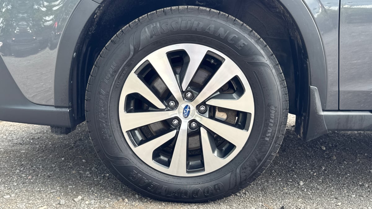 2021 Subaru Outback Premium photo 22