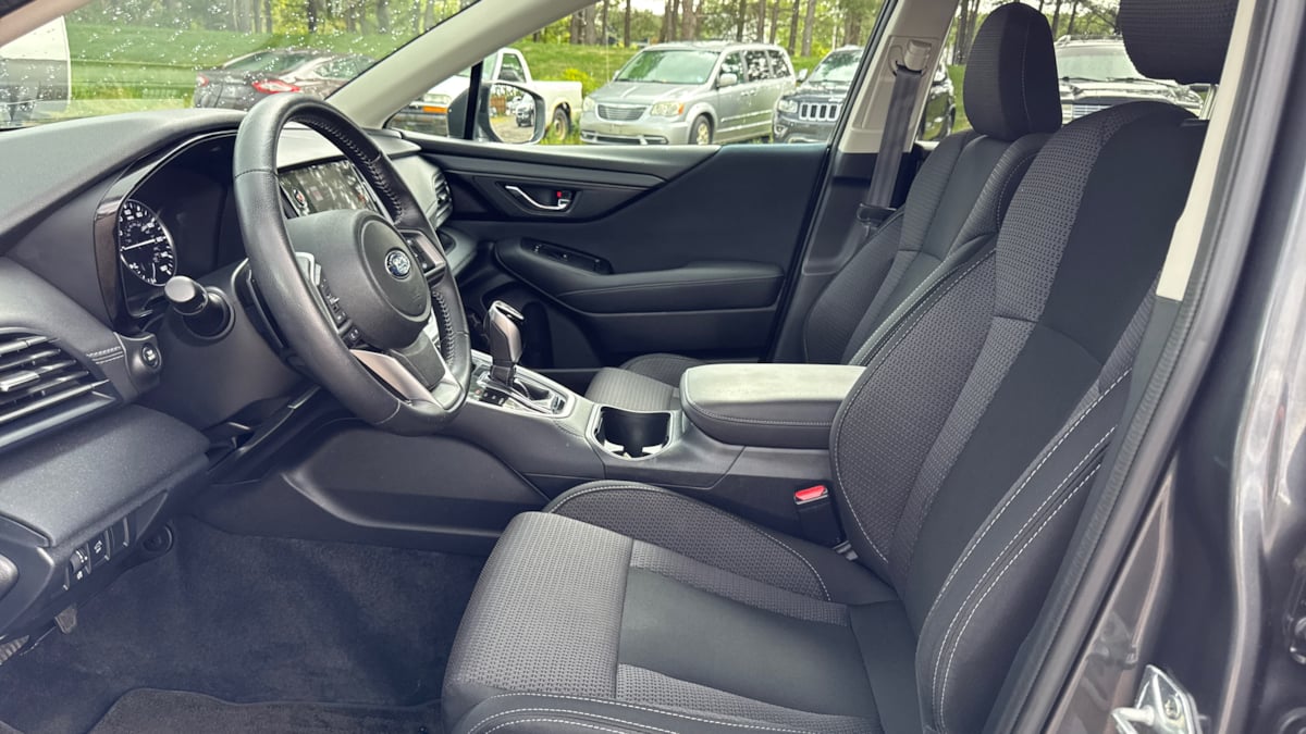 2021 Subaru Outback Premium photo 7