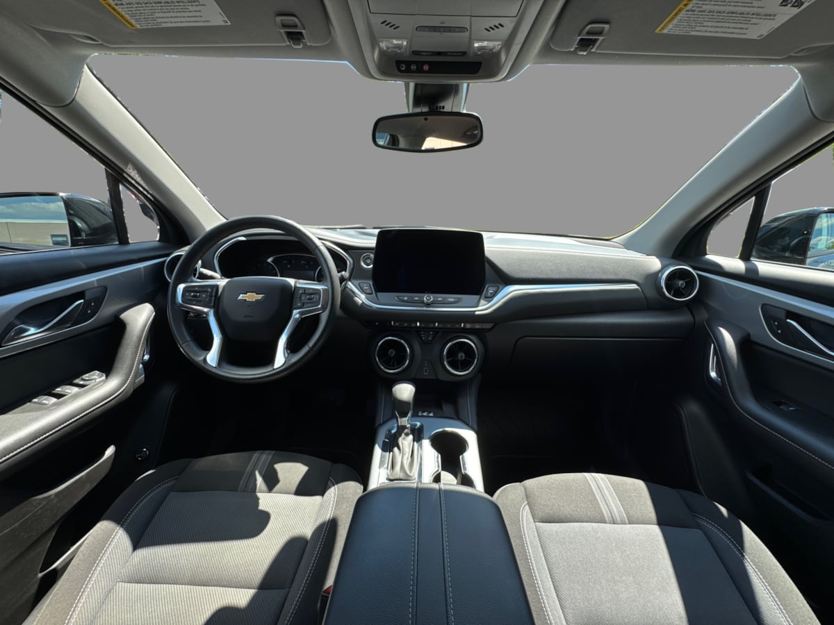 2023 Chevrolet Blazer 2LT photo 18