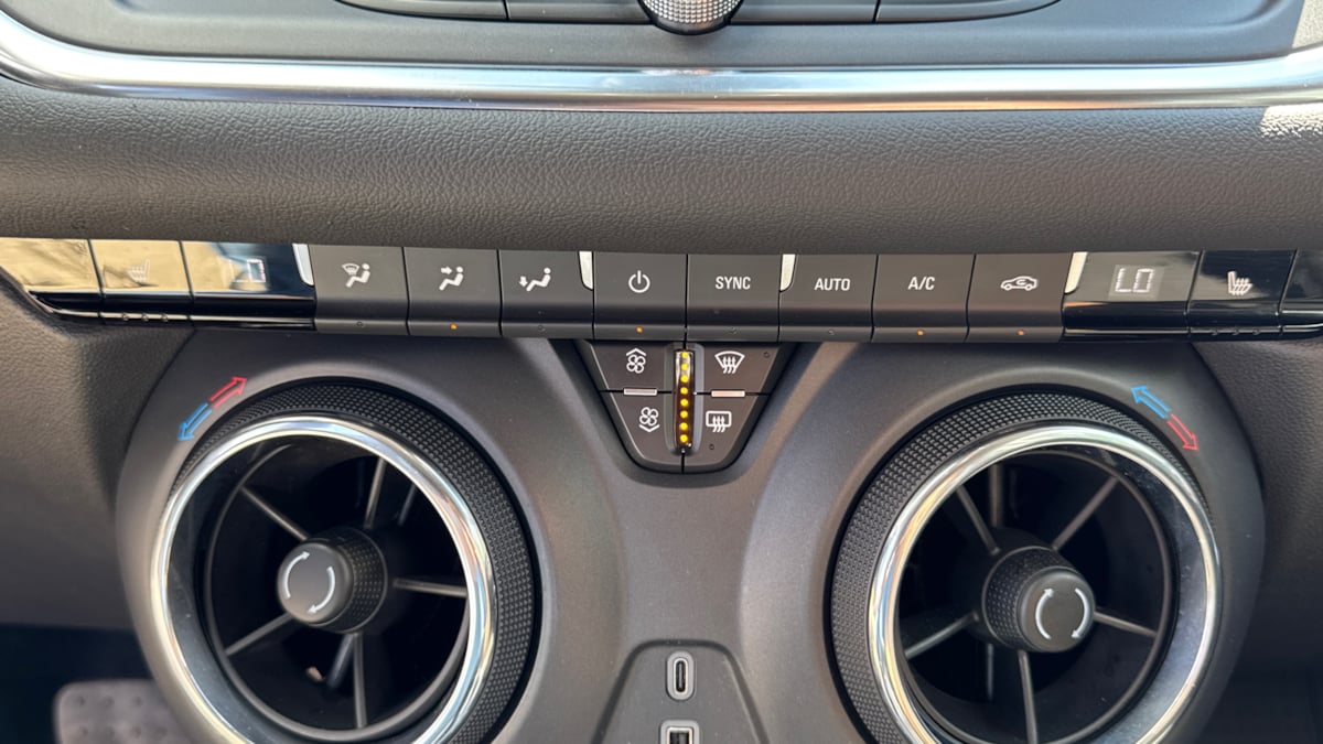 2023 Chevrolet Blazer 2LT photo 24