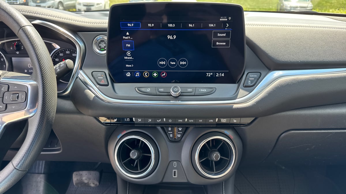 2023 Chevrolet Blazer 2LT photo 11
