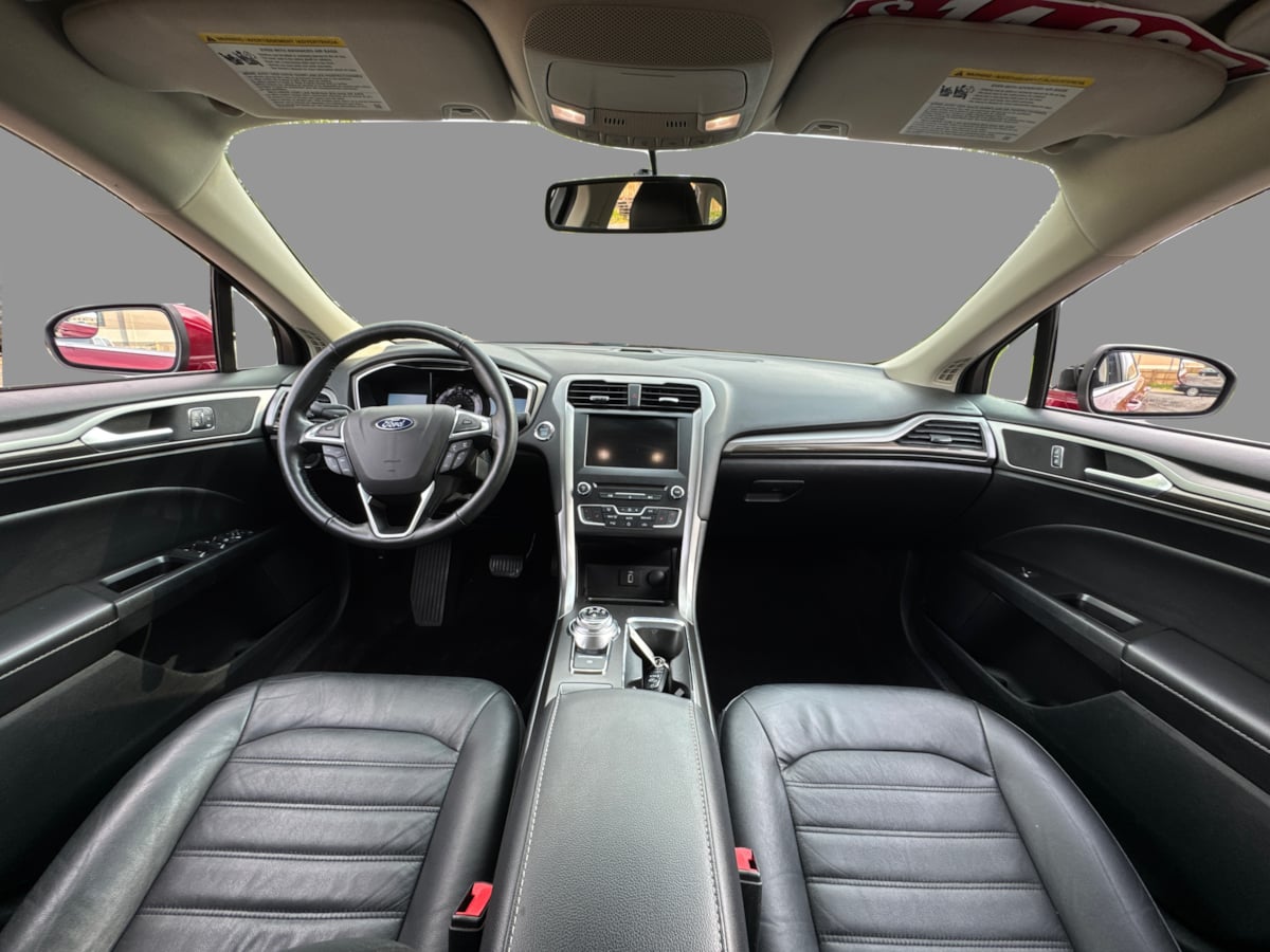 2018 Ford Fusion SE photo 19