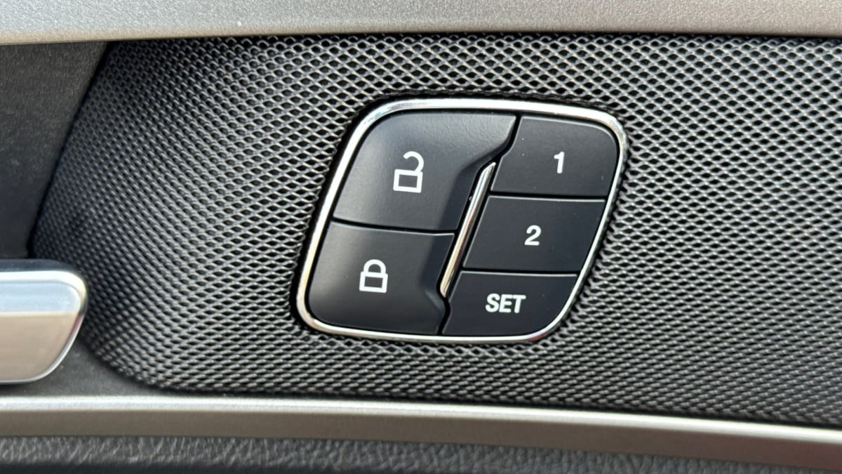 2018 Ford Fusion SE photo 18
