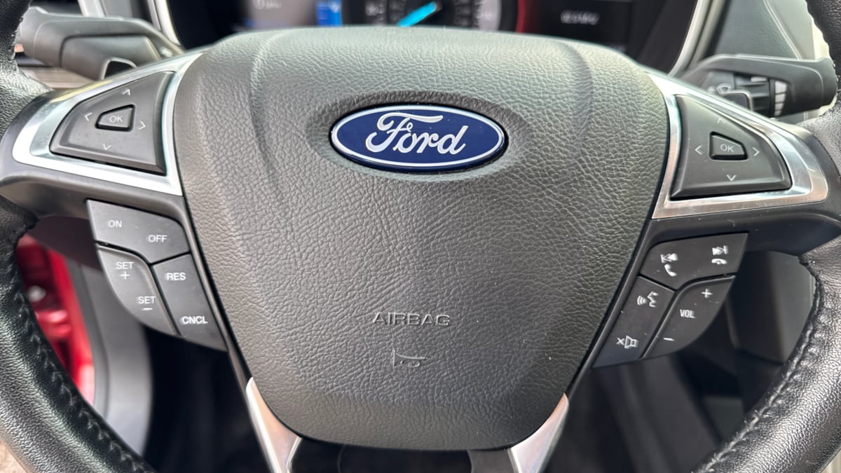 2018 Ford Fusion SE photo 14