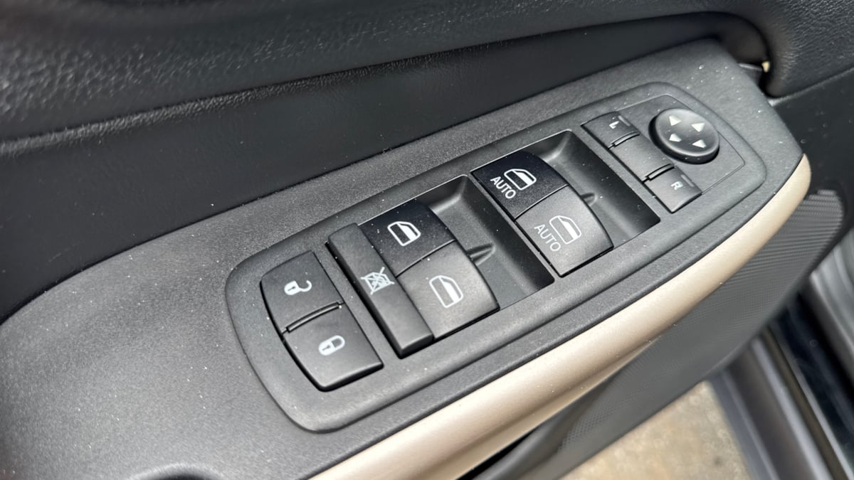 2018 Jeep Cherokee Limited photo 18