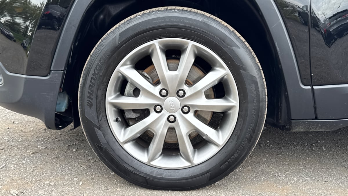 2018 Jeep Cherokee Limited photo 22