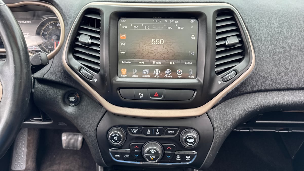 2018 Jeep Cherokee Limited photo 12
