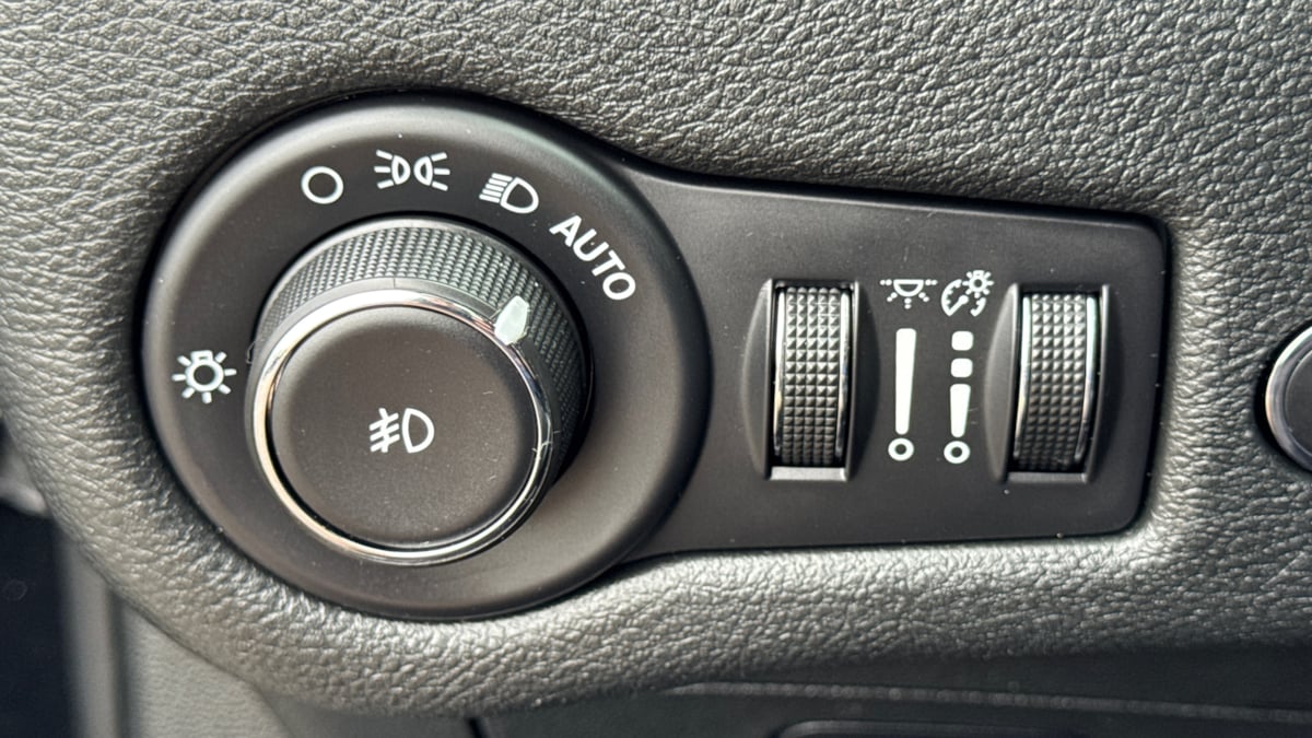2018 Jeep Cherokee Limited photo 16