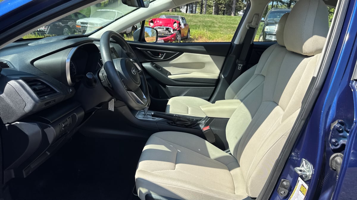 2018 Subaru Impreza Premium photo 9