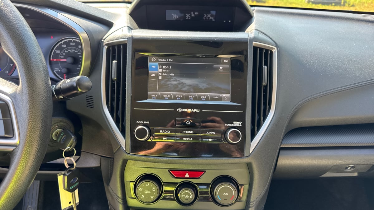 2018 Subaru Impreza Premium photo 11