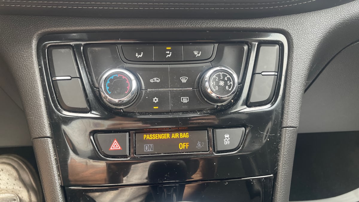 2019 Buick Encore Preferred photo 23