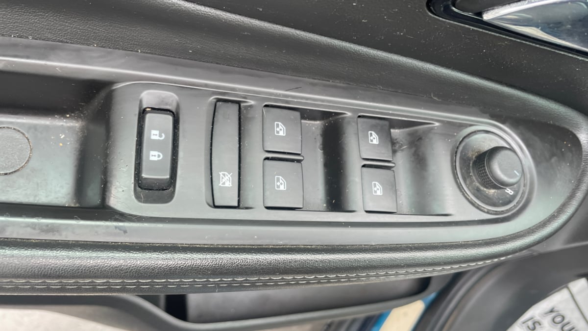 2019 Buick Encore Preferred photo 18