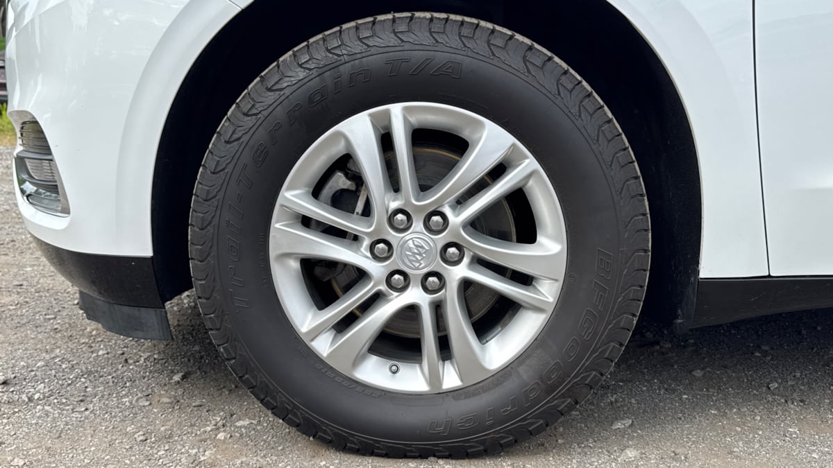 2019 Buick Enclave Essence photo 21