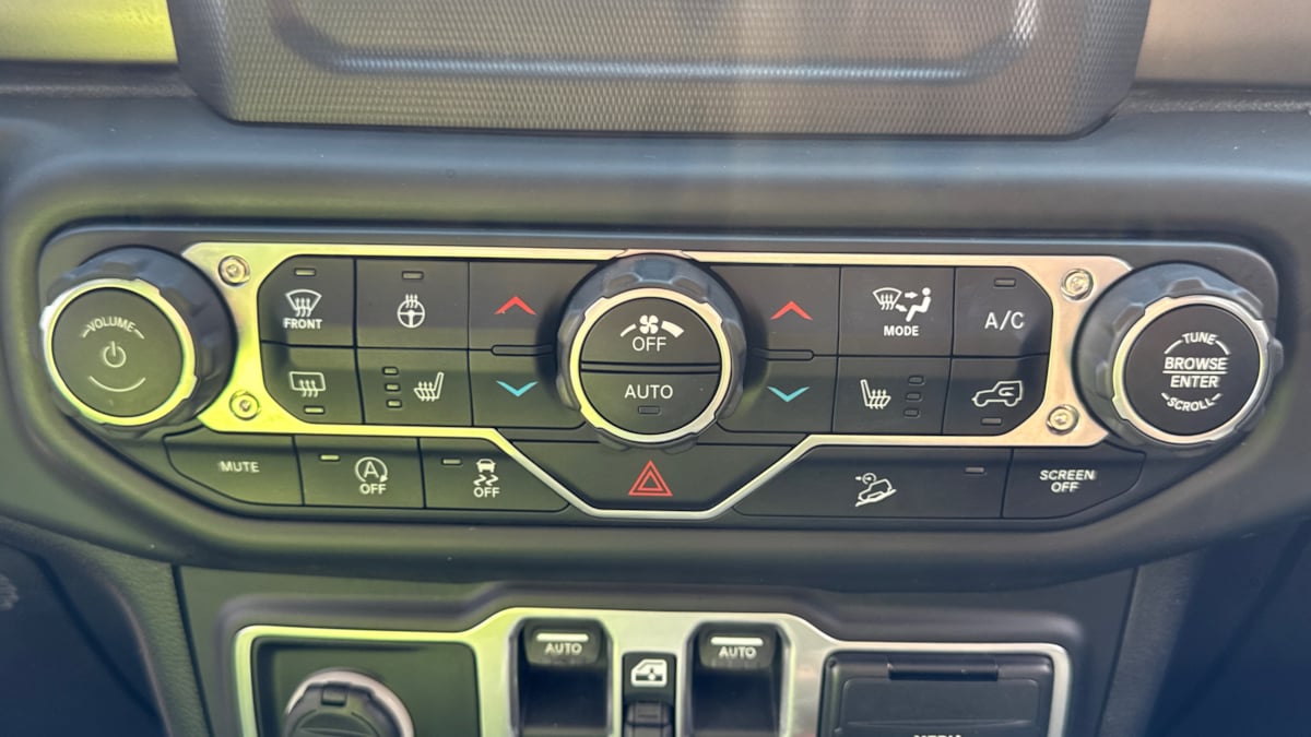2018 Jeep Wrangler Unlimited Sport S photo 20