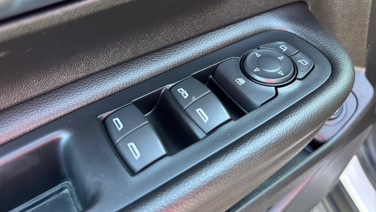 2023 Gmc Terrain SLE photo 18