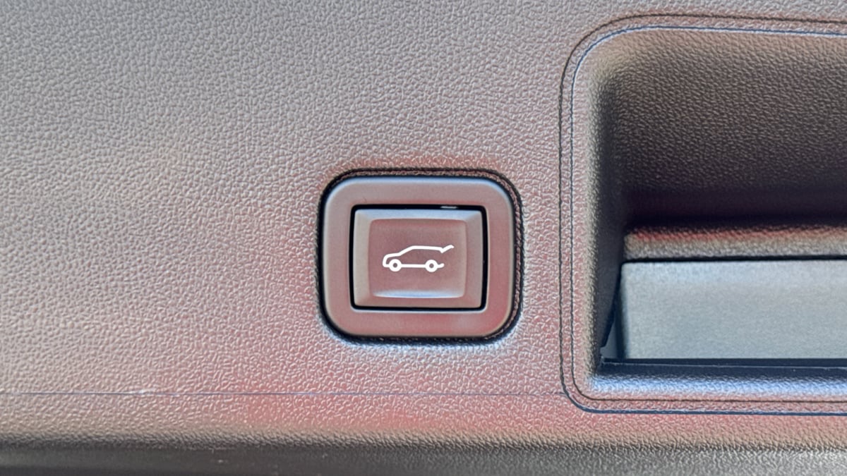 2023 Gmc Terrain SLE photo 23