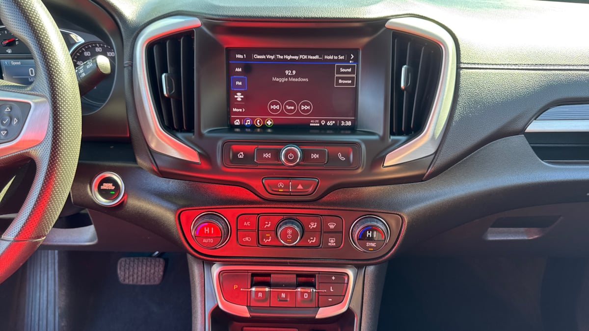 2023 Gmc Terrain SLE photo 12