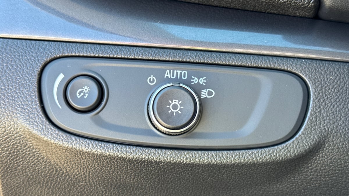 2020 Buick Encore Preferred photo 15