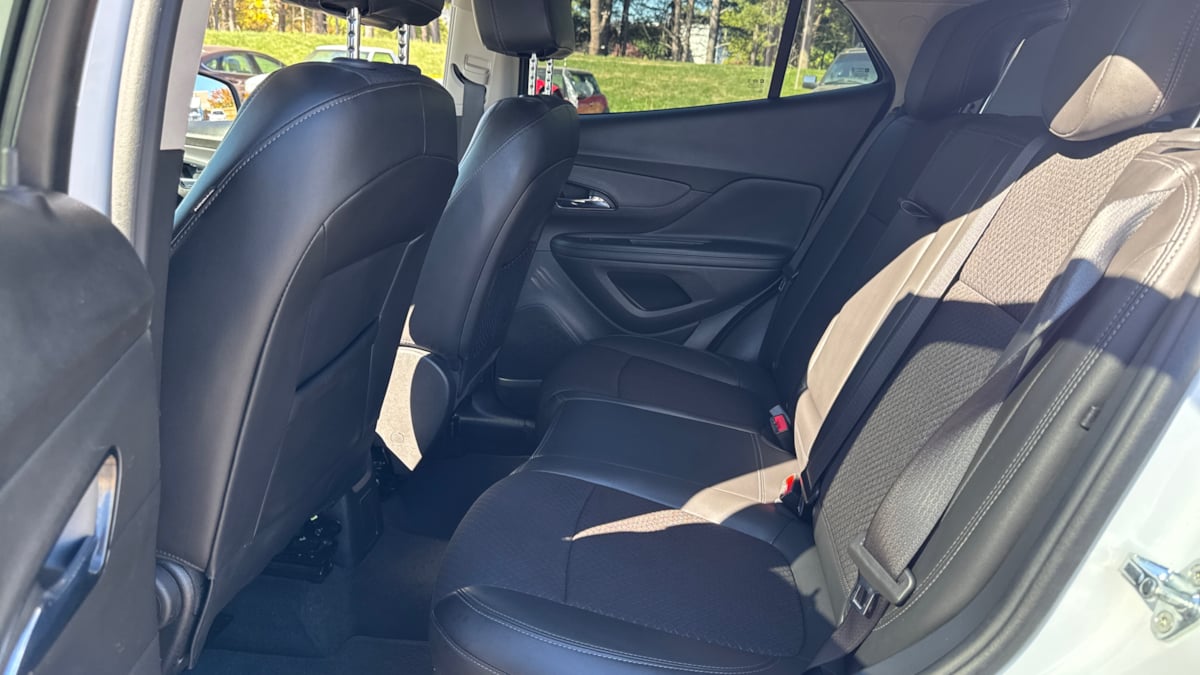 2020 Buick Encore Preferred photo 10