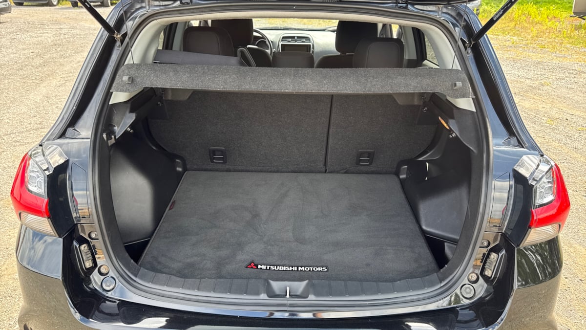 2022 Mitsubishi Outlander Sport LE photo 10