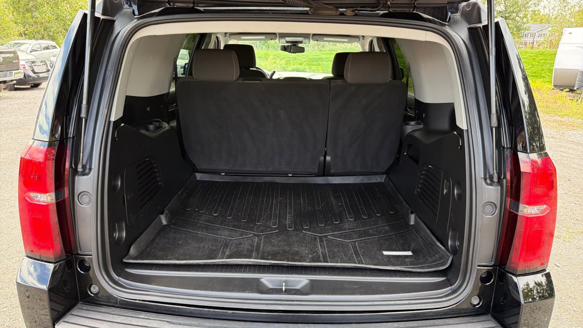 2020 Chevrolet Tahoe LS photo 11