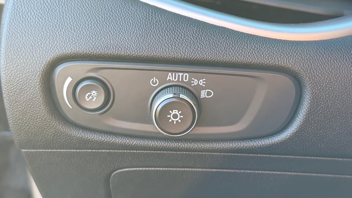 2023 Chevrolet Malibu 1LT photo 16