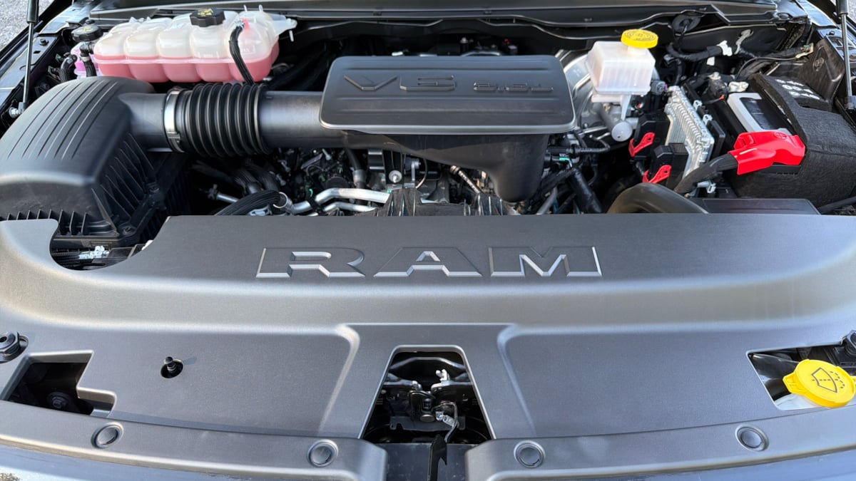 2024 Ram 1500 Tradesman photo 17