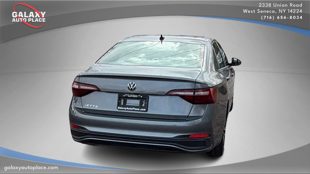 2024 Volkswagen Jetta Sport photo 3