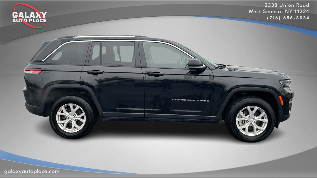2023 Jeep Grand Cherokee Limited photo 4
