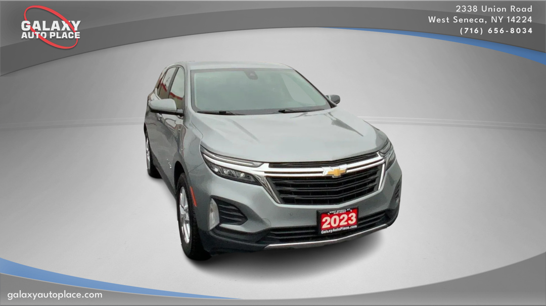 2023 Chevrolet Equinox LT photo 2