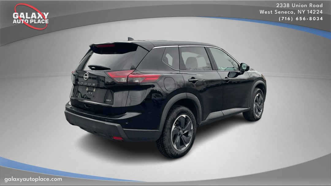 2025 Nissan Rogue SV photo 3