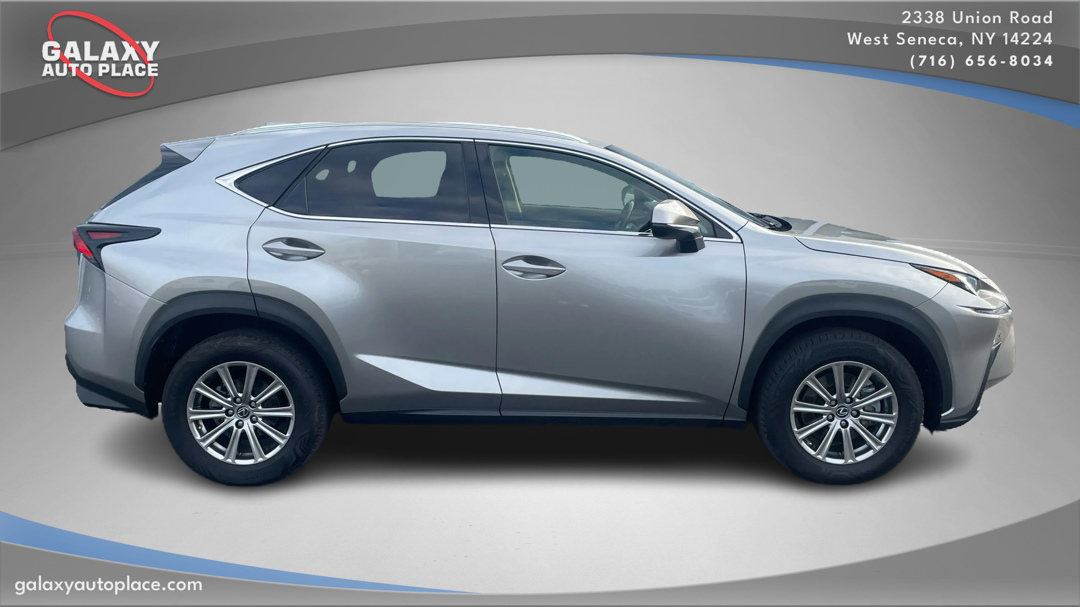 2020 Lexus NX 300 photo 4